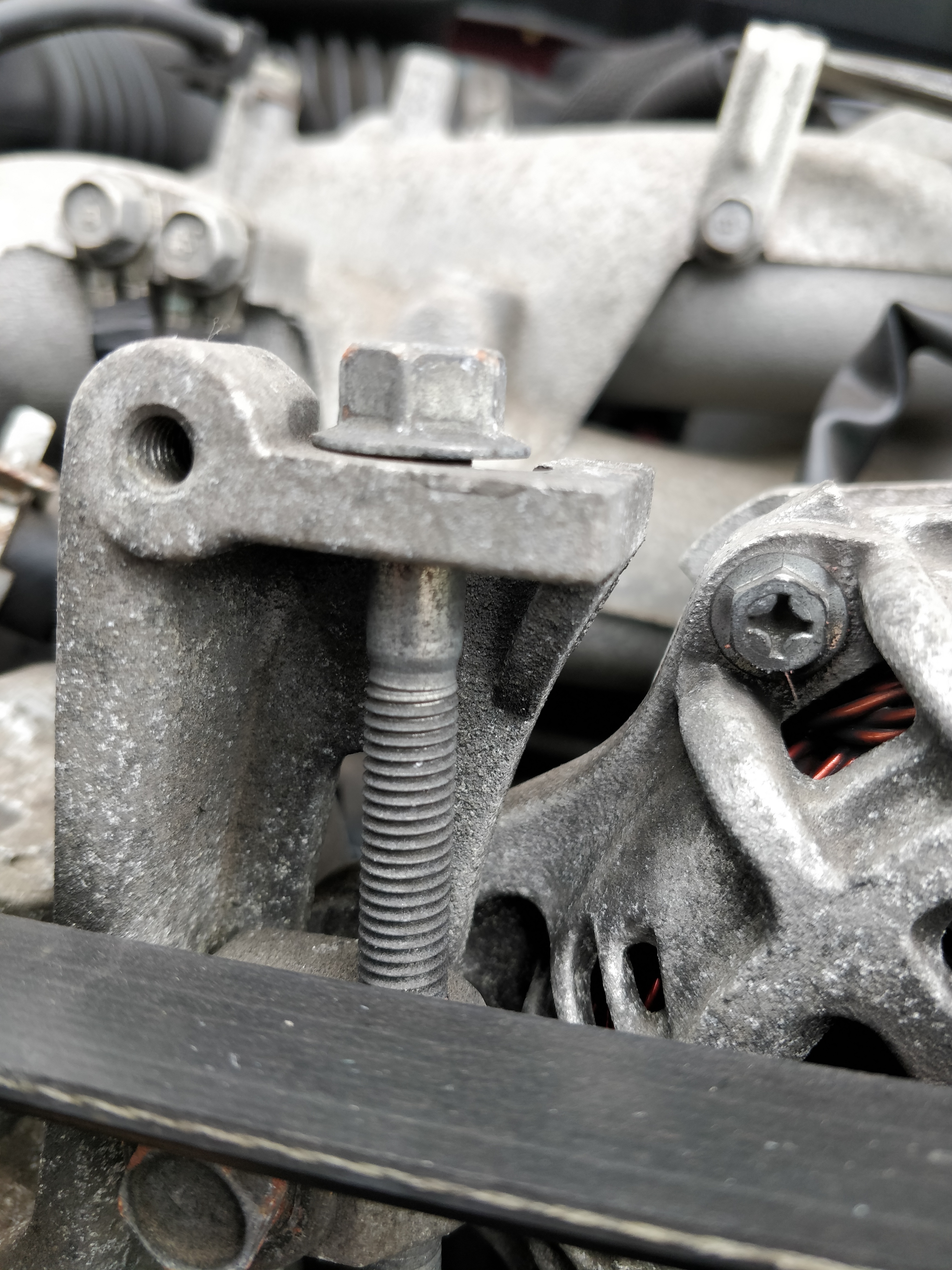 alternator1